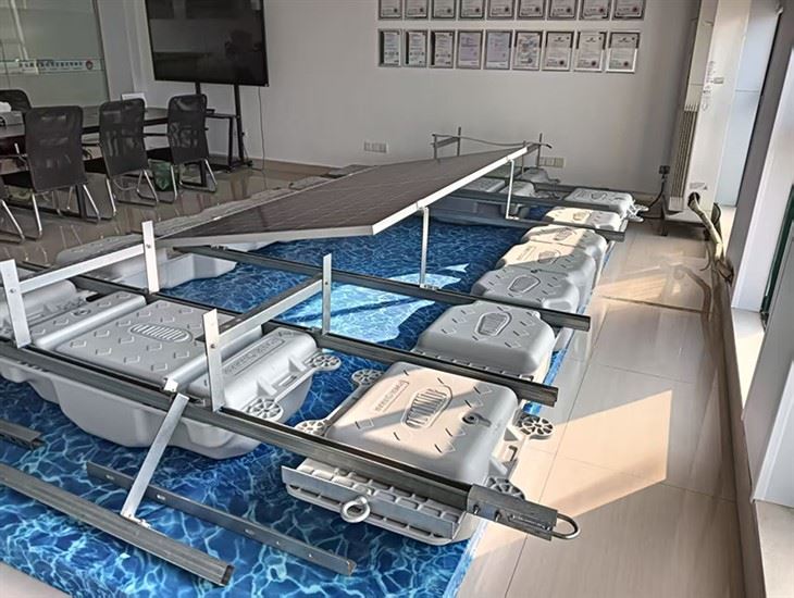 PV -flydende system